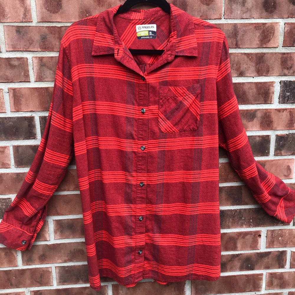 Magellan outdoors XL lightweight flannel shirt.